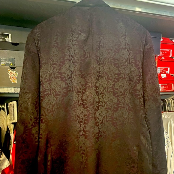 Kenneth Cole Reaction “Purple Flowers” Men’s Blazer Size 44R - Picture 5 of 5